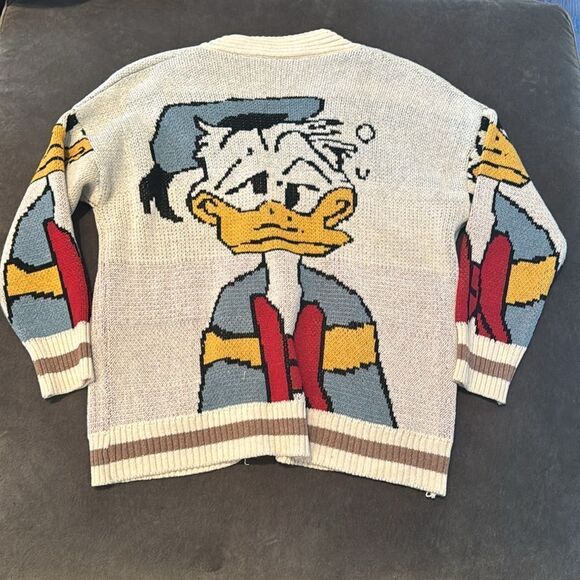Women’s Donald Duck Knit Cardigan Sweater Front Pockets Size L NWOT - Picture 7 of 10